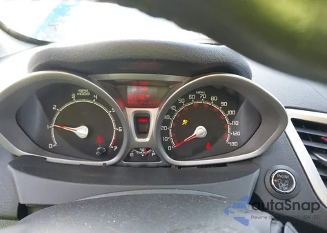 2013 Ford Fiesta Titanium z USA, uszkodzony, nr VIN 3FADP4FJ6DM107373